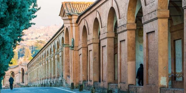 Экскурсия: Экспресс-экскурсия по Болонье