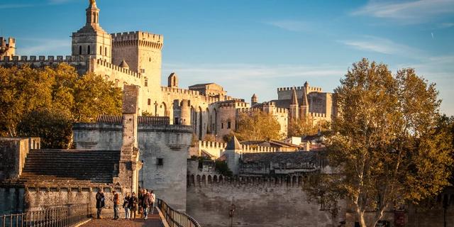 Экскурсия: «Три ключа от Авиньона» — исторический квест
