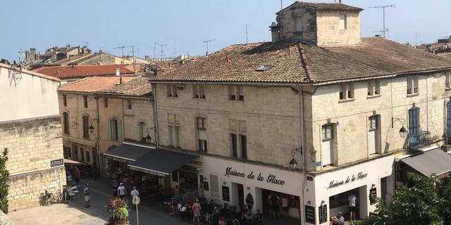 Экскурсия: Эг Морт: крепость, месторождение соли и родина розовых фламинго