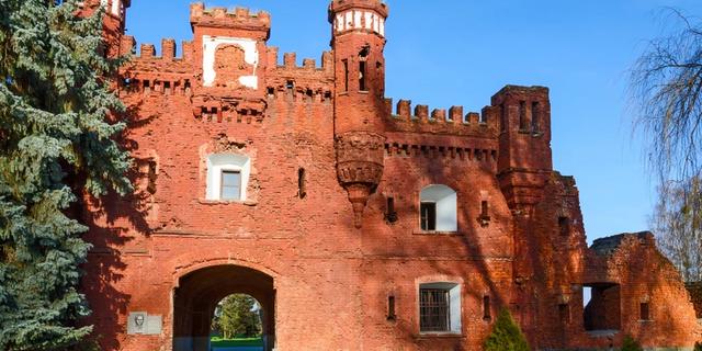 Экскурсия: Брестская крепость и обзорная экскурсия по городу