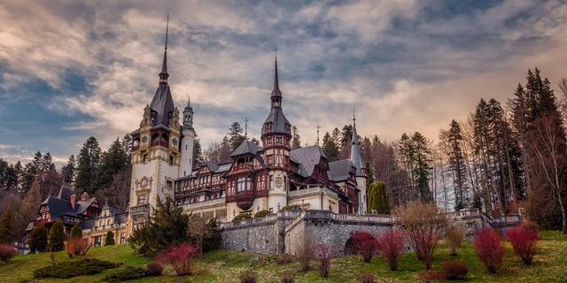 Экскурсия: Дворец Пелеш: подлинная история Румынии