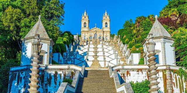 Экскурсия: Путешествие на Tesla по северу Португалии