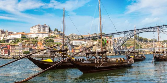 Экскурсия: Порту и город портвейна Вила Нова де Гайя