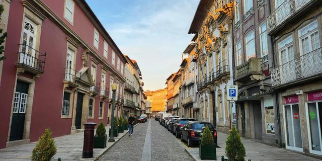 Экскурсия: Побродить по Браге: церкви, фонтаны, студенты и история