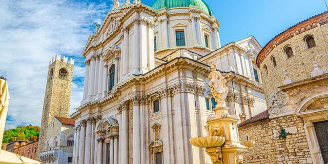 Экскурсия: Четыре площади Брешии: путешествие через эпохи