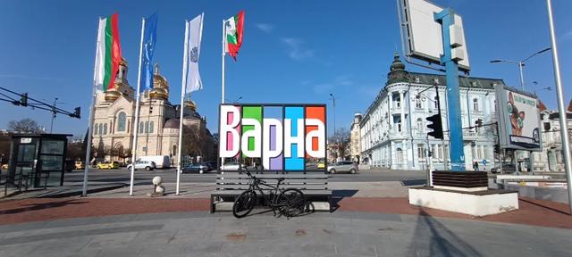 Экскурсия: На велосипедах по Варне — круглый год!