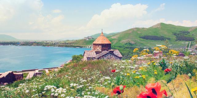 Экскурсия: Древние святыни Армении и «наше море» Севан