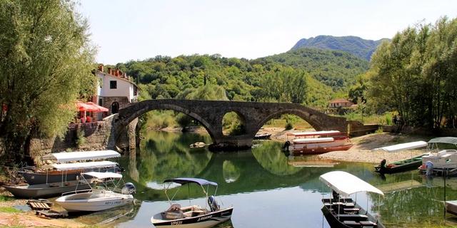 Экскурсия: Черногорский калейдоскоп