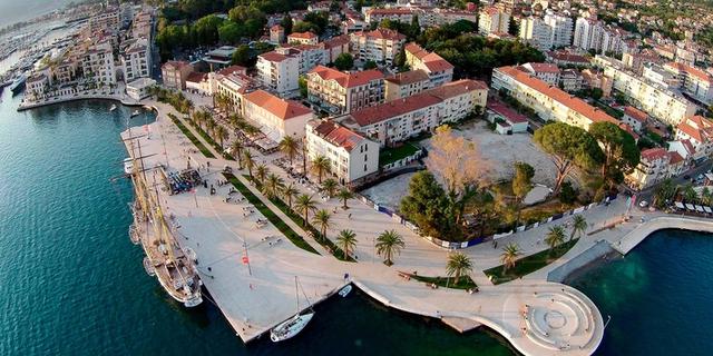 Экскурсия: Тиват — три лица приморского города