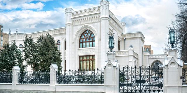 Экскурсия: Патриаршие пруды: переплетение судеб