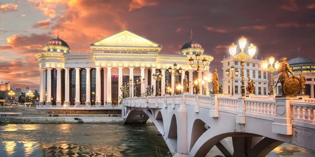 Экскурсия: Знакомьтесь, Скопье!