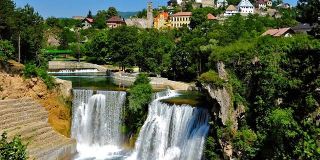 Экскурсия: Королевский Яйце и город визирей Травник — из Сараево