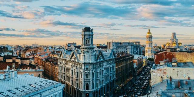 Экскурсия: Питер романтиков: дворы, парадные, виды с крыши и коммуналка Довлатова