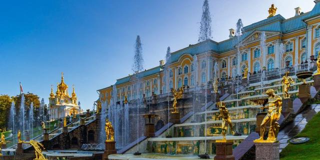 Экскурсия: Из Санкт-Петербурга в Петергоф и Кронштадт: 2 города за 1 день
