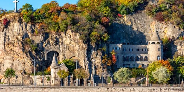 Экскурсия: О чём молятся монахи Паулины