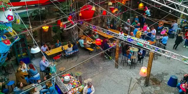 Экскурсия: Ночная жизнь Будапешта: руин-бары и еврейский квартал