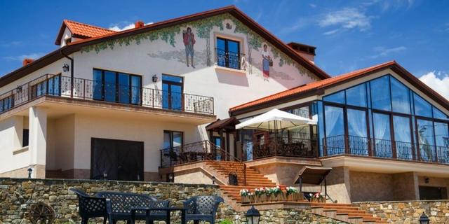 Экскурсия: Новороссийск, винодельня и ферма улиток за 1 день