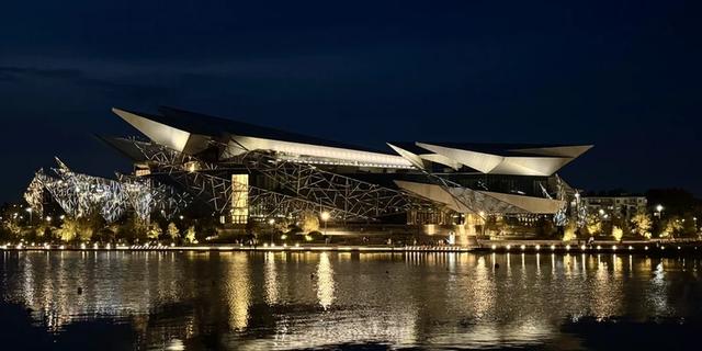 Экскурсия: Огни Казани из окна минивэна