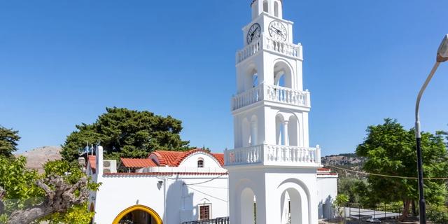 Экскурсия: Чудеса Богородицы и купание на пляже Цамбика