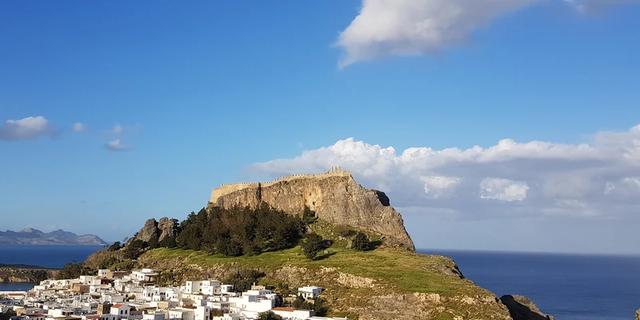 Экскурсия: На машине по Родосу — от крепости до винодельни