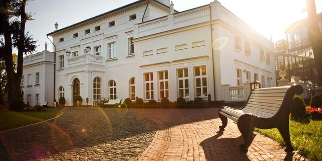 Экскурсия: Три города на Балтике: Янтарный, Светлогорск, Балтийск и Филинская бухта из Зеленоградска