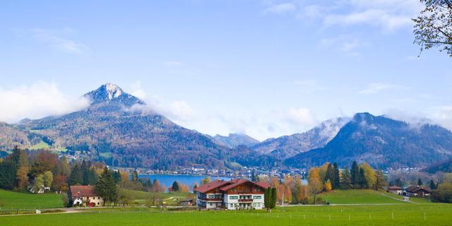 Экскурсия: Экскурсия в Озёрный край Зальцкаммергут на машине