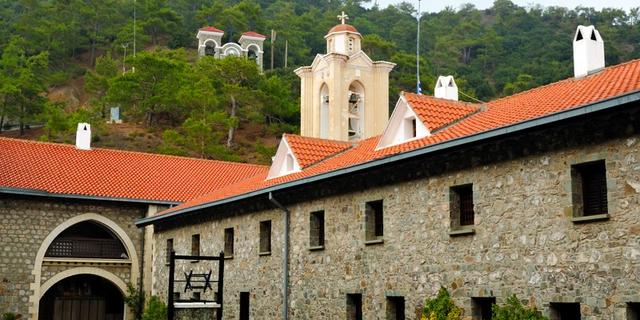 Экскурсия: Главные монастыри Кипра