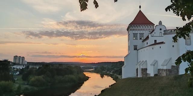 Экскурсия: Вечерний Гродно в цветах и красках