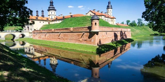 Экскурсия: Загадки вечернего Несвижа