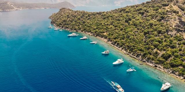 Экскурсия: Море, солнце, острова: средиземноморский яхт-тур в формате «всё включено»