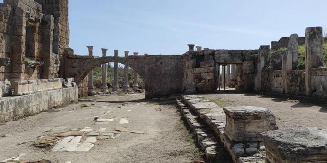 Экскурсия: Древний город Перге и водопад Куршунлу