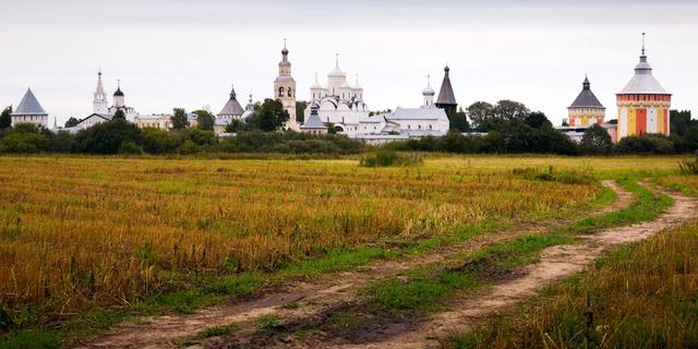 Экскурсия: Спасо-Прилуцкий монастырь с историком и богословом