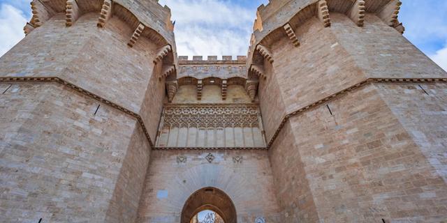 Экскурсия: Поймать дракона: прогулка-квест по Валенсии