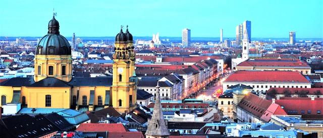 Экскурсия: Путешествие во времени — автопешеходная экскурсия по Мюнхену (на вашем автомобиле)