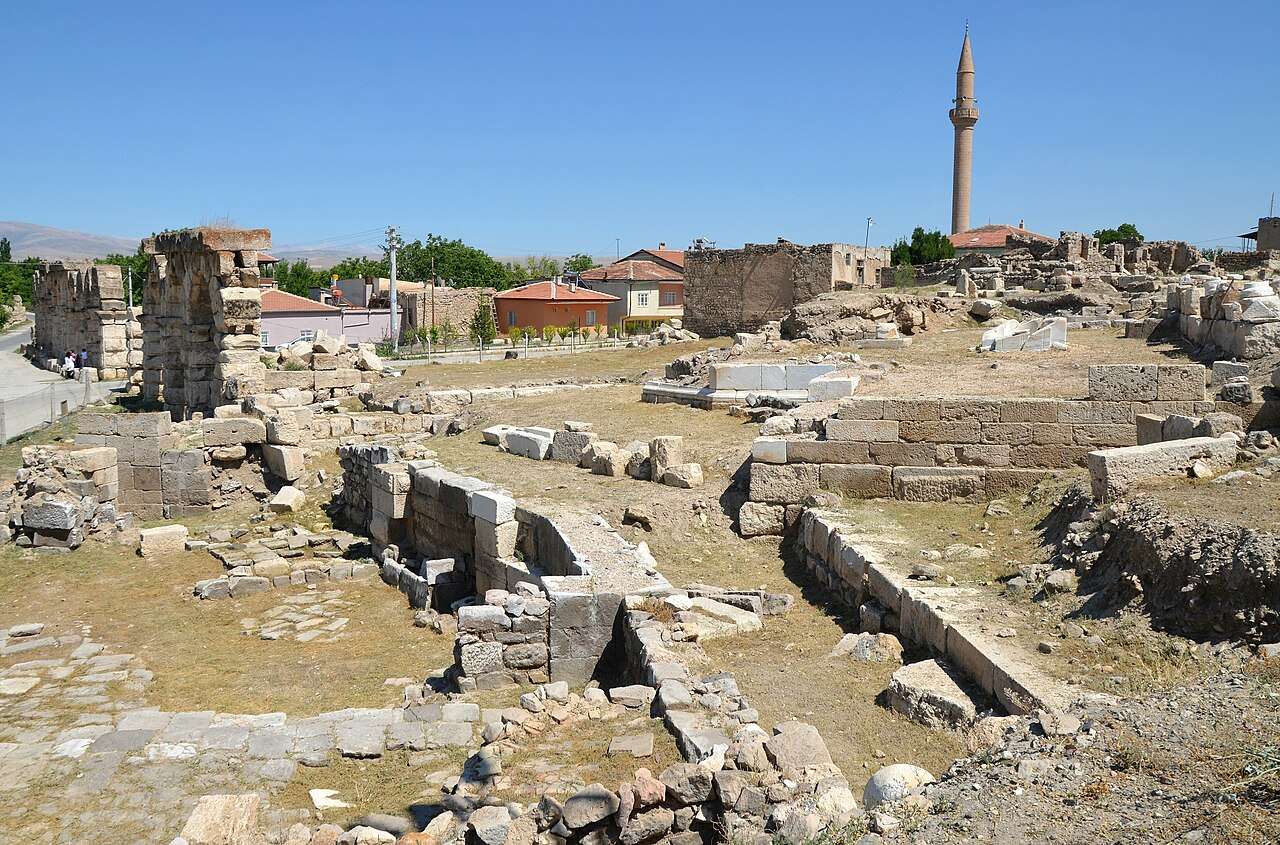 Руины Тианы