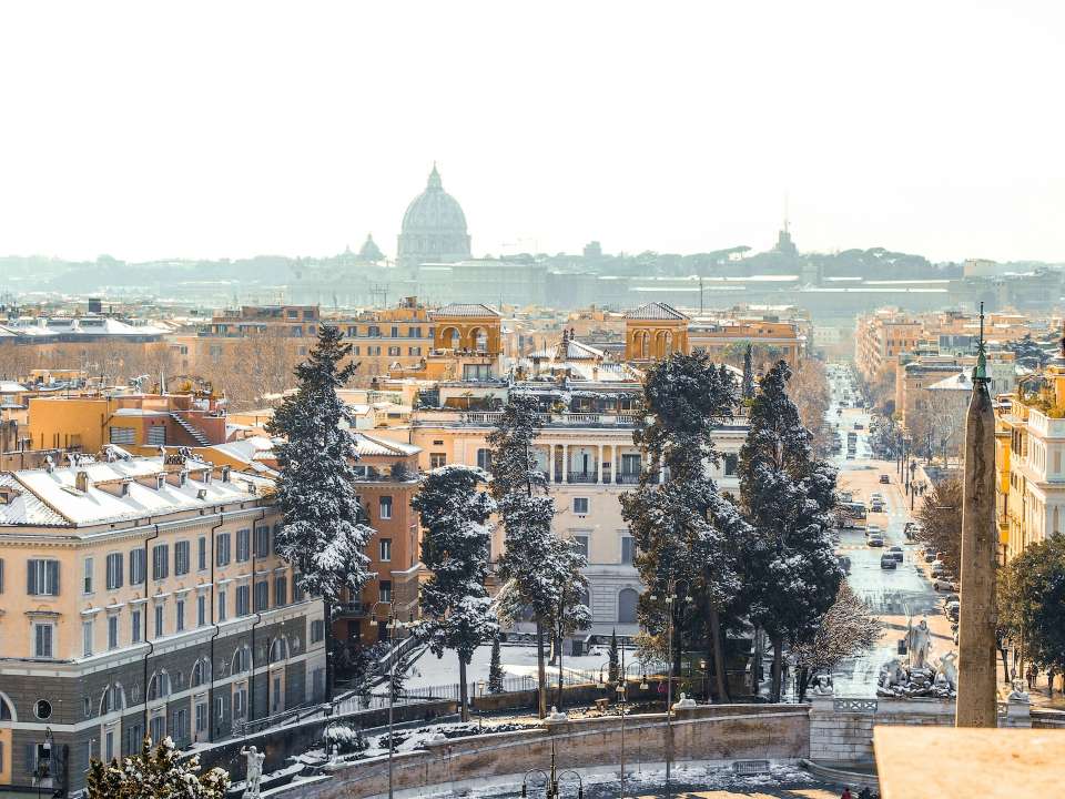 Рим в снегу — явление редкое